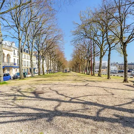 Charming Flat At 3 Min From Castle - Welkeys *