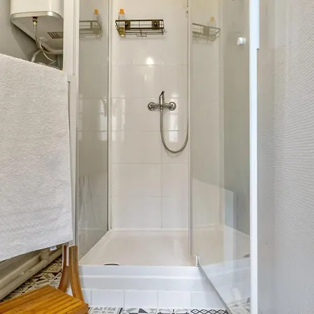 Daire Charming Flat At 3 Min From Castle - Welkeys
